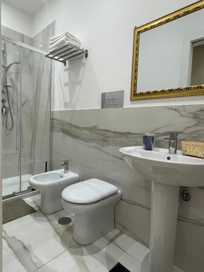 Nsh Apparthotel, Napoli Centro Bagian luar foto