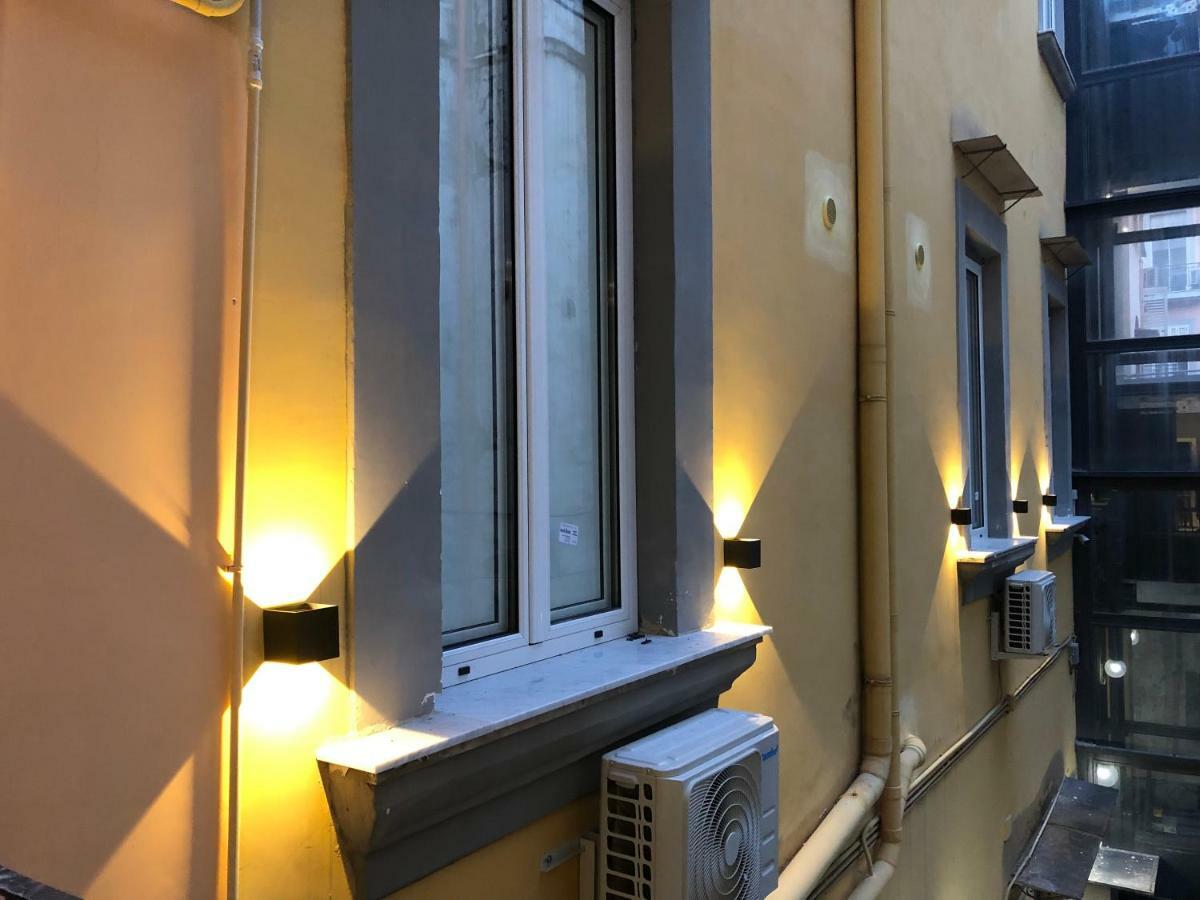 Nsh Apparthotel, Napoli Centro Bagian luar foto